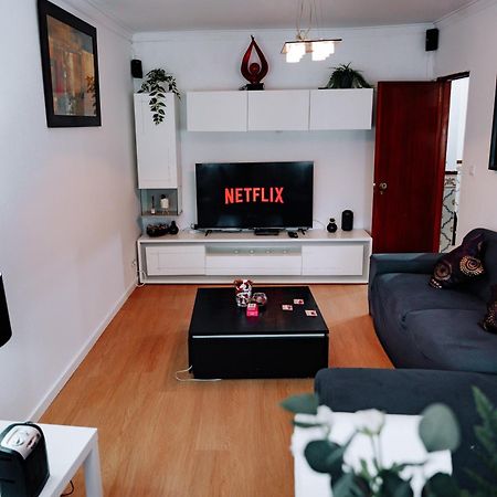 Family-Friendly And Cozy 3-Bedroom Accommodation In Lisbon Luaran gambar