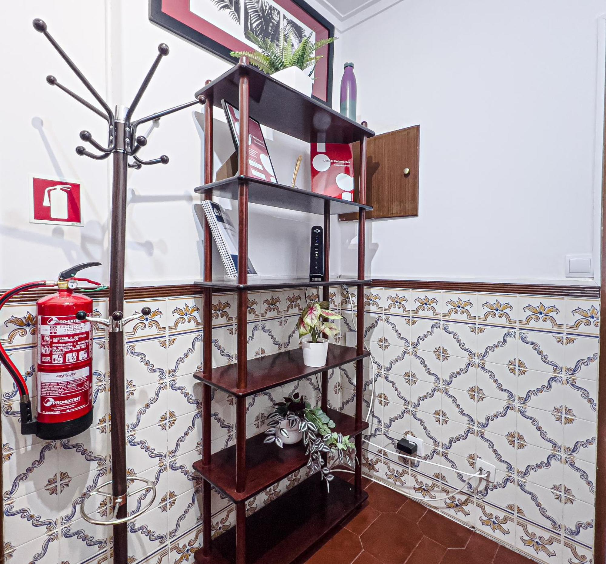 Family-Friendly And Cozy 3-Bedroom Accommodation In Lisbon Luaran gambar