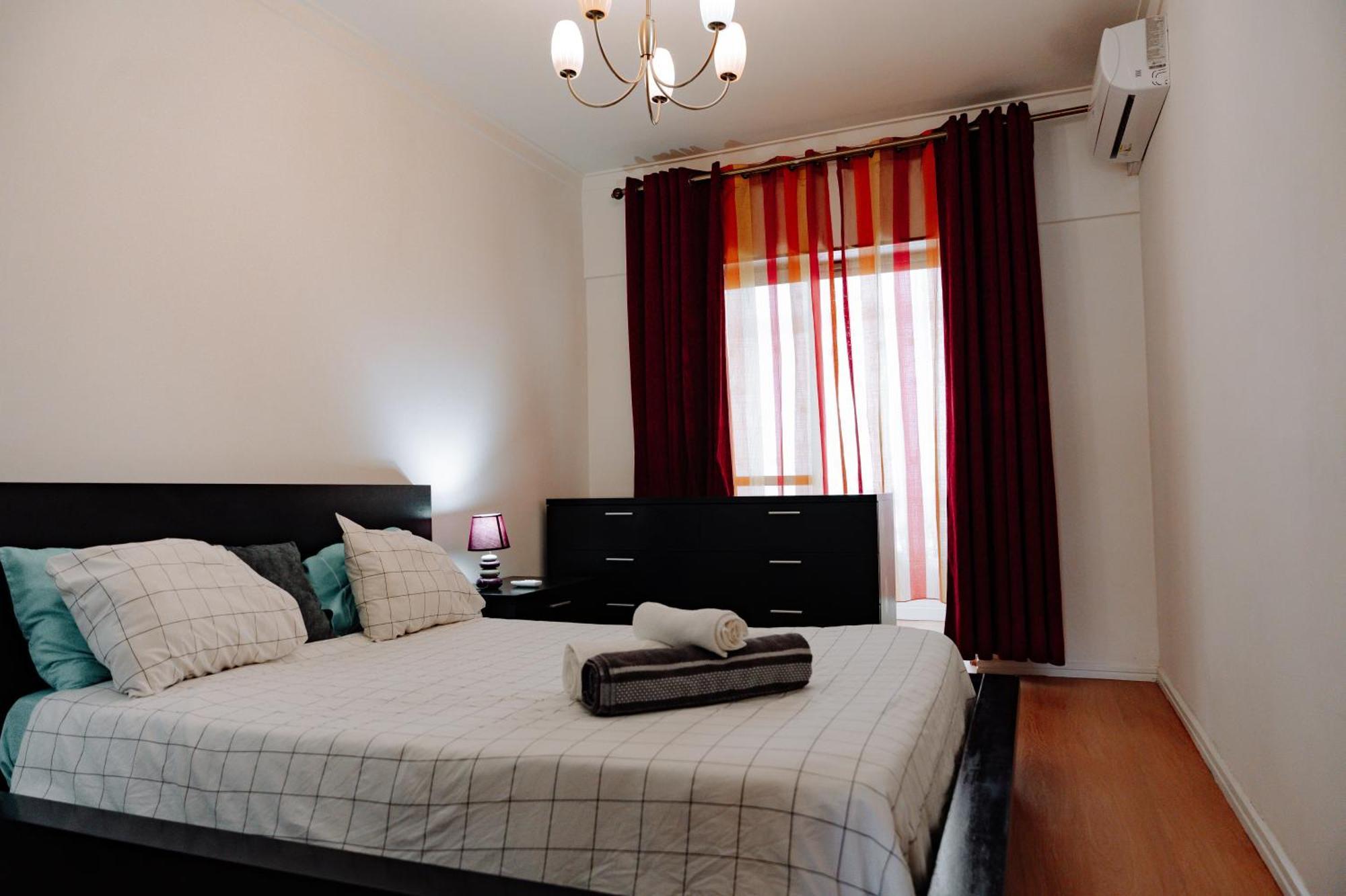Family-Friendly And Cozy 3-Bedroom Accommodation In Lisbon Luaran gambar